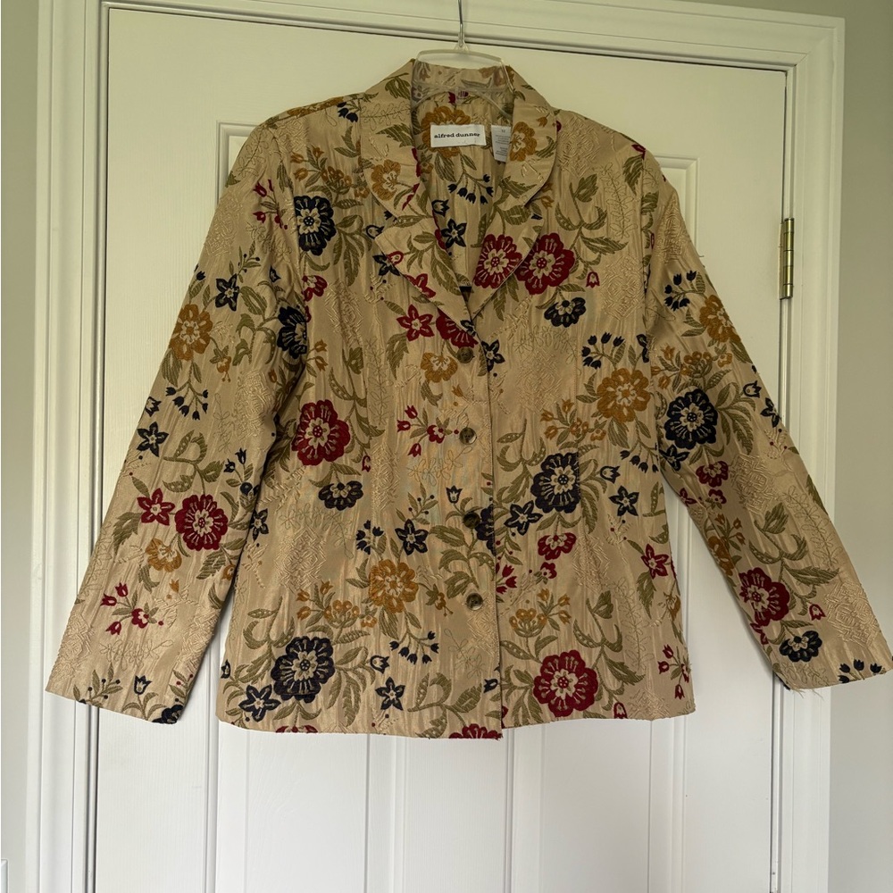 Alfred Dunner Beige and Red Blazer Floral Pattern